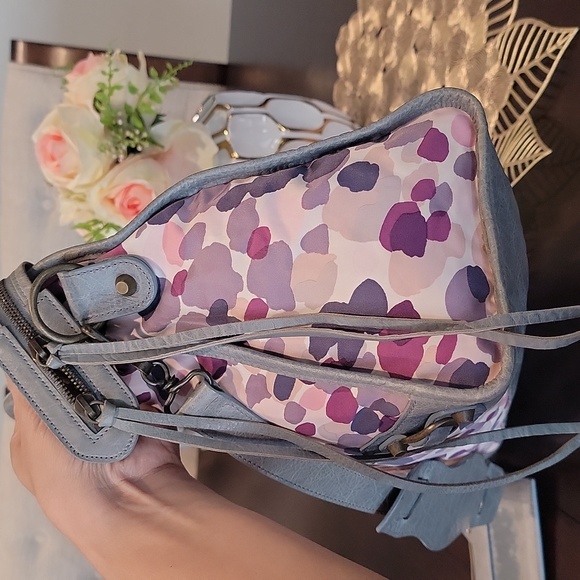 Women’s luxury Balenciaga Limited Edition Authentic  reposhing  yescandoit - Picture 8 of 13